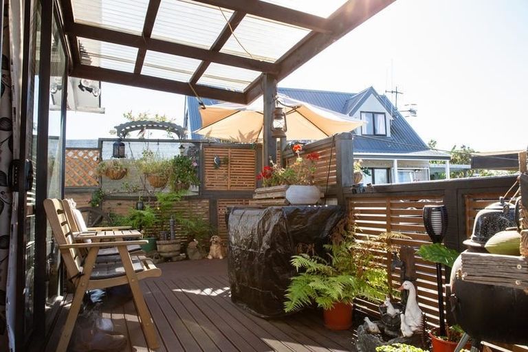 Photo of property in 8 Greenpark Way, Greerton, Tauranga, 3112