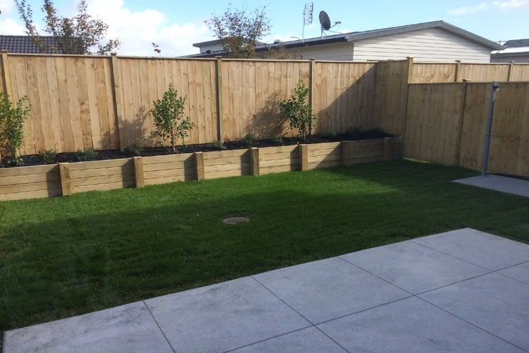 Photo of property in 11 Costa Viva Crescent, Karaka, Papakura, 2113