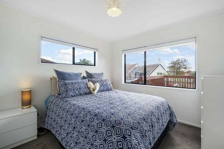 Photo of property in 2/75 Aberfeldy Avenue, Highland Park, Auckland, 2010