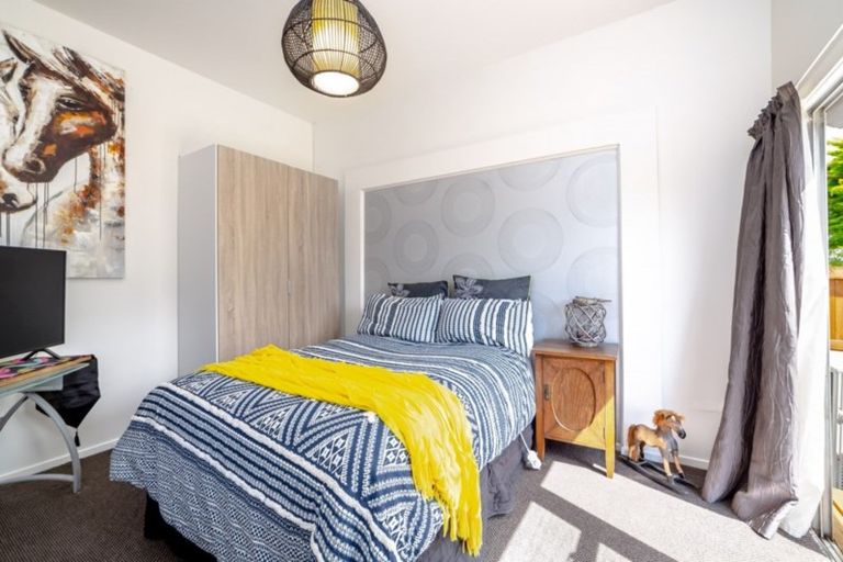 Photo of property in 1 Sedcole Street, Pahiatua, 4910