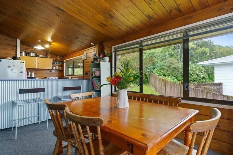 Photo of property in 86 Valley Road, Paraparaumu, 5032