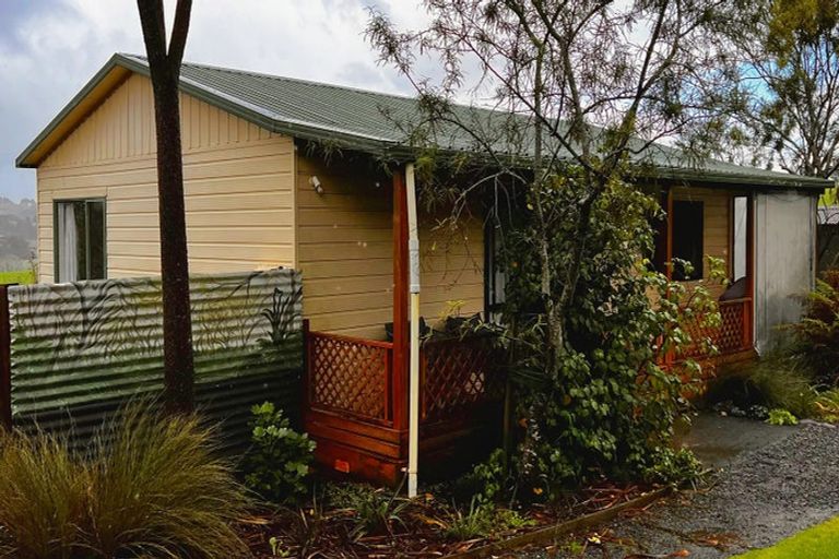 Photo of property in 129 Ara-kotinga, Whitford, Manurewa, 2576