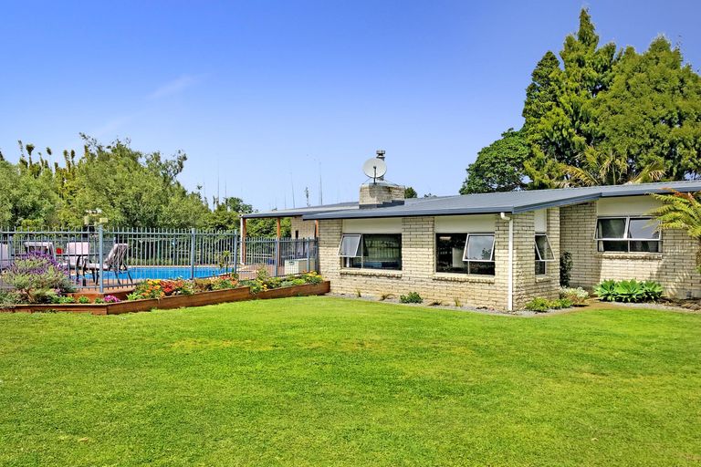 Photo of property in 42 Kendall Road, Kerikeri, 0230