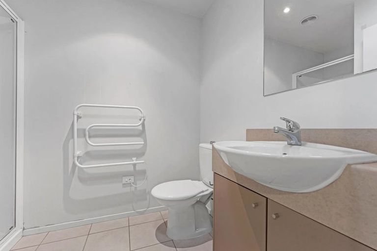 Photo of property in 6/26 Oneroa Road, East Tamaki, Auckland, 2013