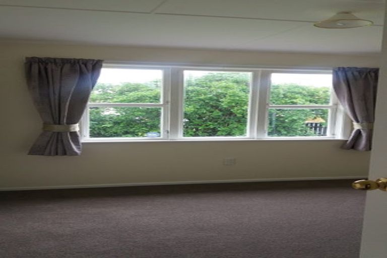 Photo of property in 86 Brandon Street, Featherston, 5710