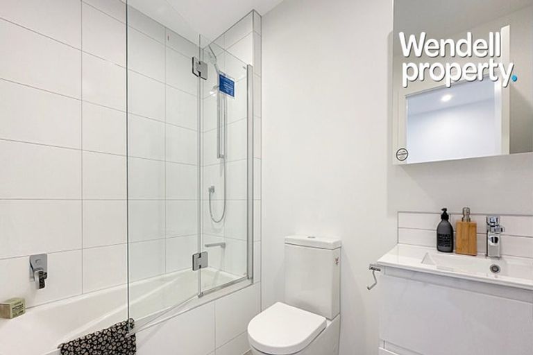 Photo of property in 31 Ngae Place, Mangere East, Auckland, 2024