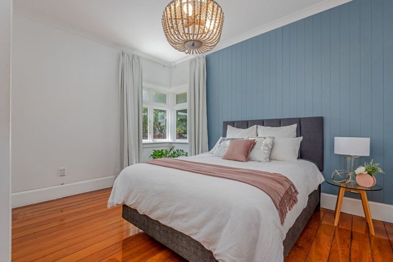 Photo of property in 23 Haydon Street, Roslyn, Palmerston North, 4414