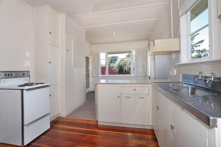 Photo of property in 11 Totara Street, Marton, 4710