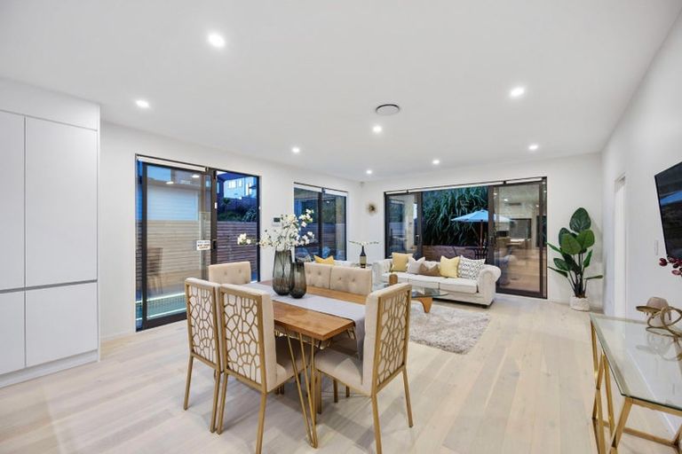 Photo of property in 7 Hanikura Street, Long Bay, Auckland, 0630