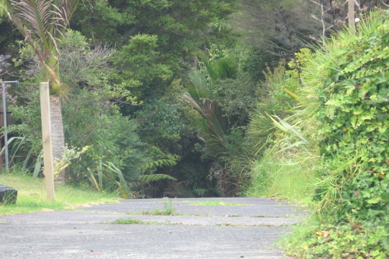 Photo of property in 4 Hiwihau Place, Glenfield, Auckland, 0629