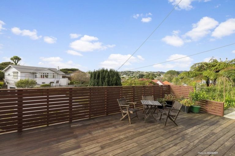 Photo of property in 39 Hatton Street, Karori, Wellington, 6012