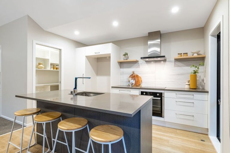 Photo of property in 49 Banks Boulevard, Whitby, Porirua, 5024