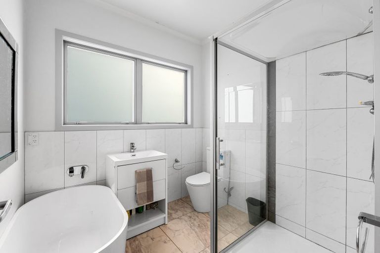 Photo of property in 962 Kahikatea Flat Road, Waitoki, Kaukapakapa, 0871