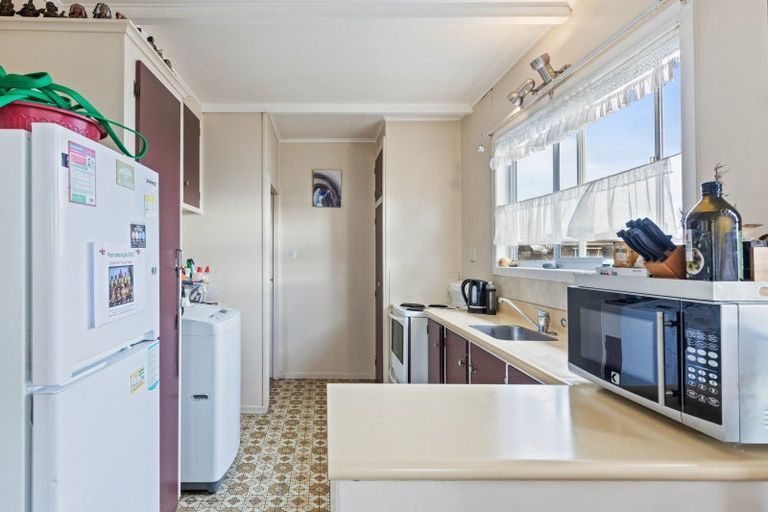 Photo of property in 22 Harris Street, Waitara, 4320