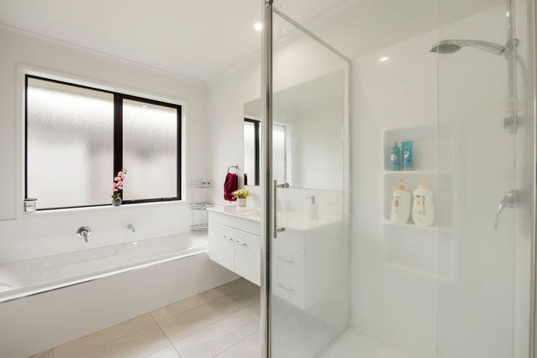 Photo of property in 51 Edgeview Crescent, Fitzroy, Hamilton, 3206