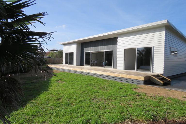 Photo of property in 10 Flame Tree Lane, Taipa, 0420