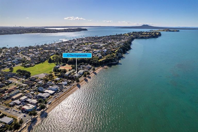 Photo of property in E/5 The Esplanade, Eastern Beach, Auckland, 2012