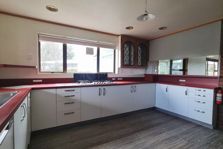 Photo of property in 32 Shirtliff Street, Riversdale, Blenheim, 7201