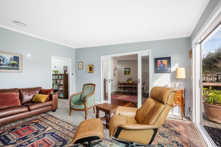 Photo of property in 38 Oroua Street, Eastbourne, Lower Hutt, 5013