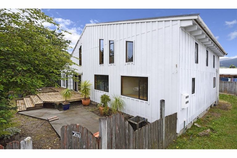 Photo of property in 13 Woodland Place, Richmond, 7020