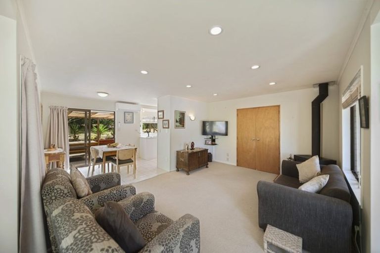 Photo of property in 2/214 Moore Street, Howick, Auckland, 2014