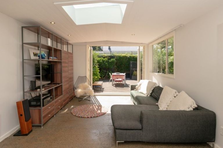 Photo of property in 200 Tinakori Road, Thorndon, Wellington, 6011