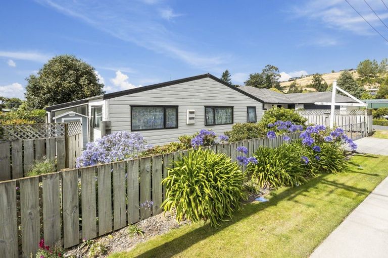 Photo of property in 9a North Foreland Street, Waihola, Milton, 9073