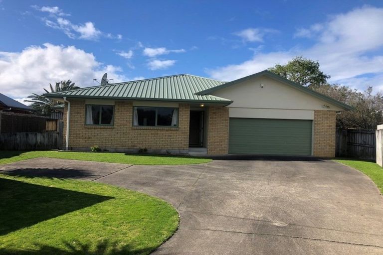 Photo of property in 4a Thebes Grove, Papamoa Beach, Papamoa, 3118