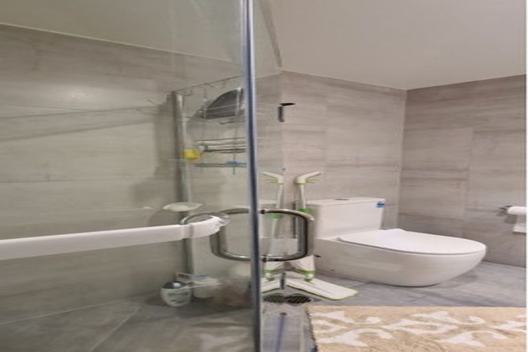 Photo of property in 6/34 Edmonton Road, Henderson, Auckland, 0612