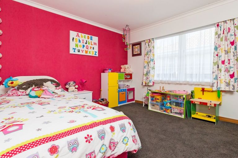 Photo of property in 7 Liverpool Street, Takaro, Palmerston North, 4412