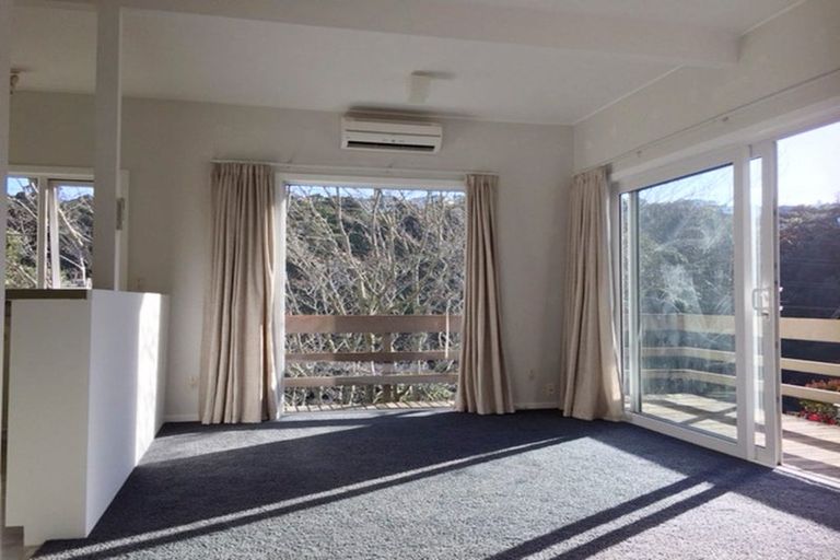 Photo of property in 44a/b Moana Road, Plimmerton, Porirua, 5026