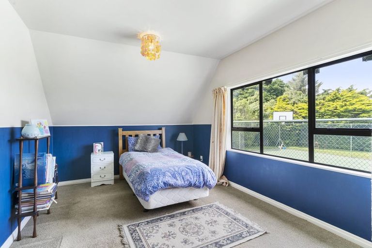 Photo of property in 46 David Crescent, Karori, Wellington, 6012