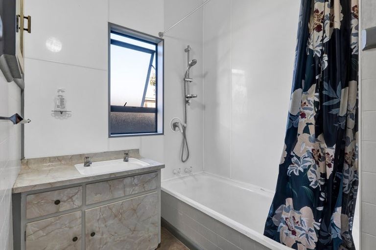 Photo of property in 23 Turi Street, Welbourn, New Plymouth, 4312