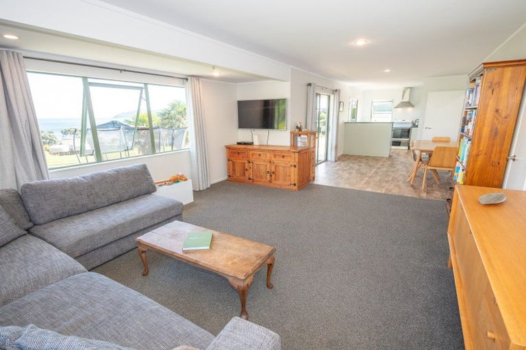 Photo of property in 2 Torsby Road, Coopers Beach, 0420