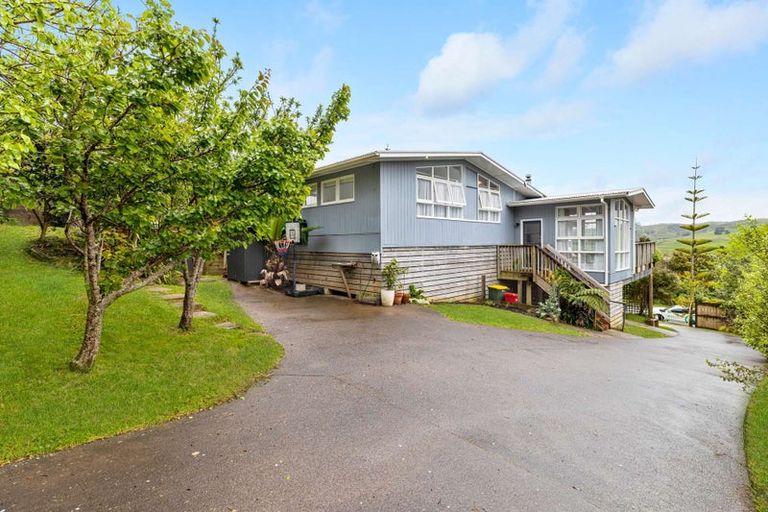 Photo of property in 19 Rautawhiri Road, Helensville, 0800