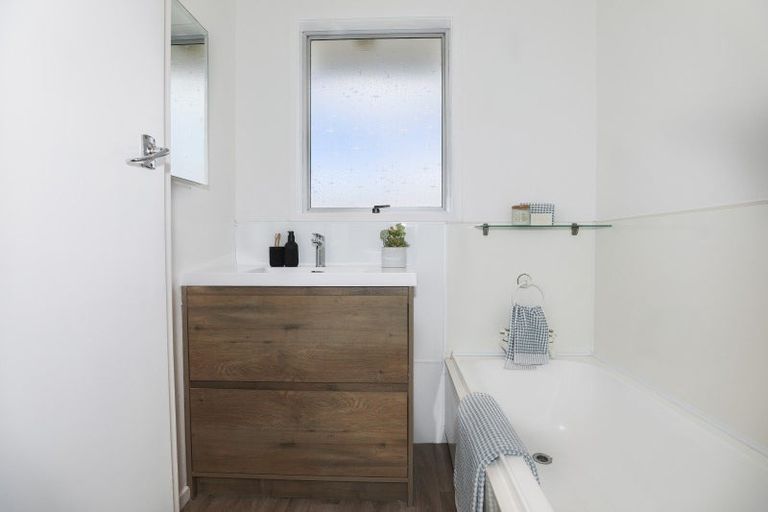 Photo of property in 21 Mallard Drive, Selwyn Heights, Rotorua, 3015