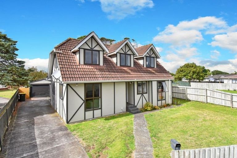 Photo of property in 17 Rangataua Place, Manurewa, Auckland, 2102