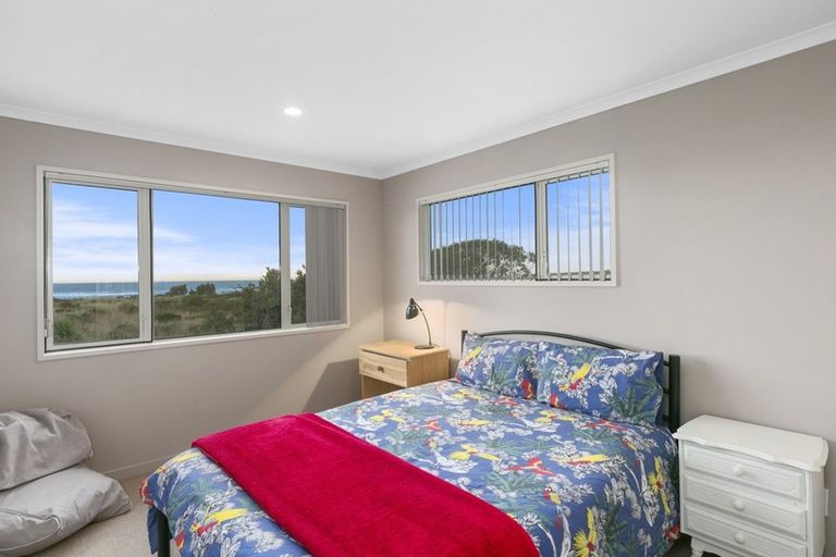 Photo of property in 17 Palmer Place, Taieri Beach, Taieri Mouth, 9091