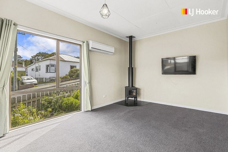 Photo of property in 12 Teignmouth Street, Abbotsford, Dunedin, 9018