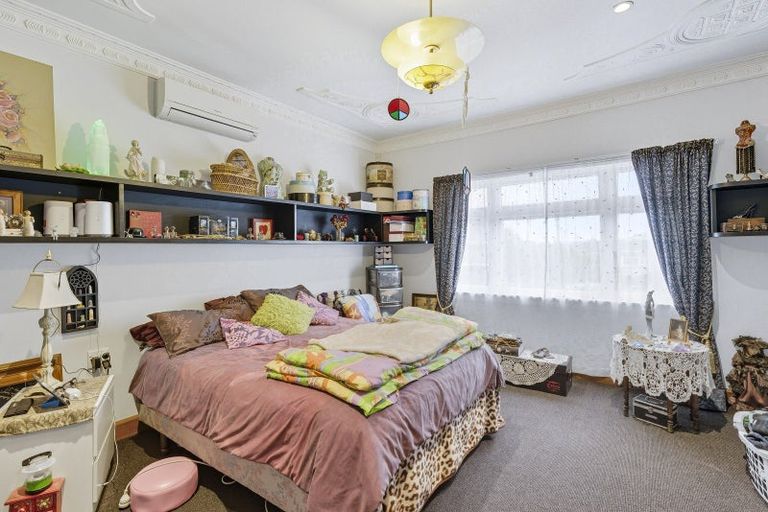 Photo of property in 362 Oxford Street, Levin, 5510