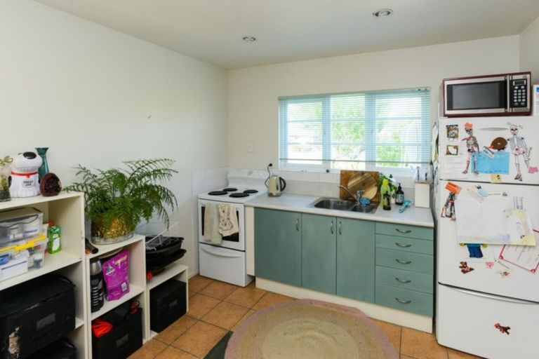 Photo of property in 2 Leyland Road, Te Awanga, 4102