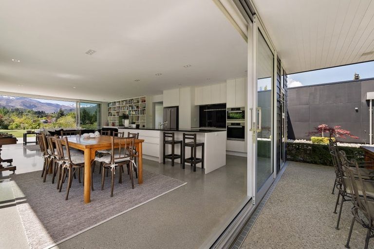 Photo of property in 31 Rutherford Road, Lake Hayes, Queenstown, 9371