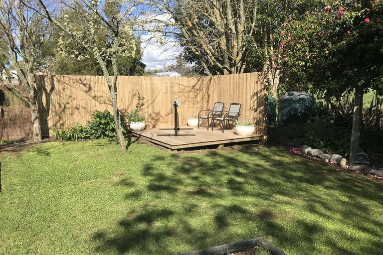 Photo of property in 9 Grammar Street, Kimbolton, 4777