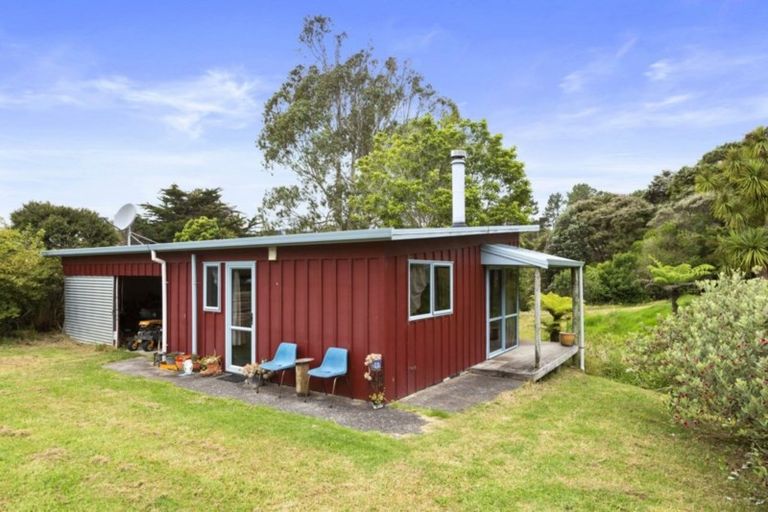 Photo of property in 28b Point Street, Raglan, 3225