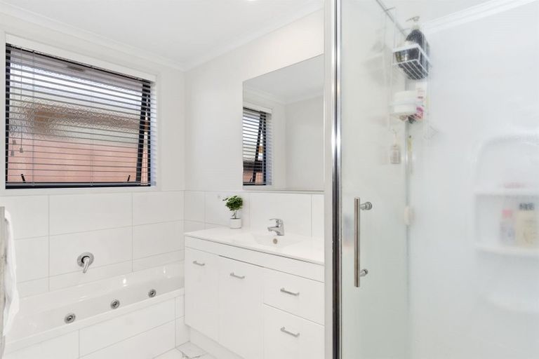 Photo of property in 101 Coast Boulevard, Papamoa Beach, Papamoa, 3118