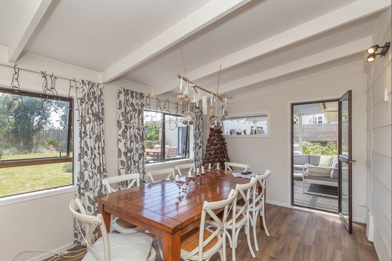 Photo of property in 3 Aranui Avenue, Waitarere Beach, Levin, 5510