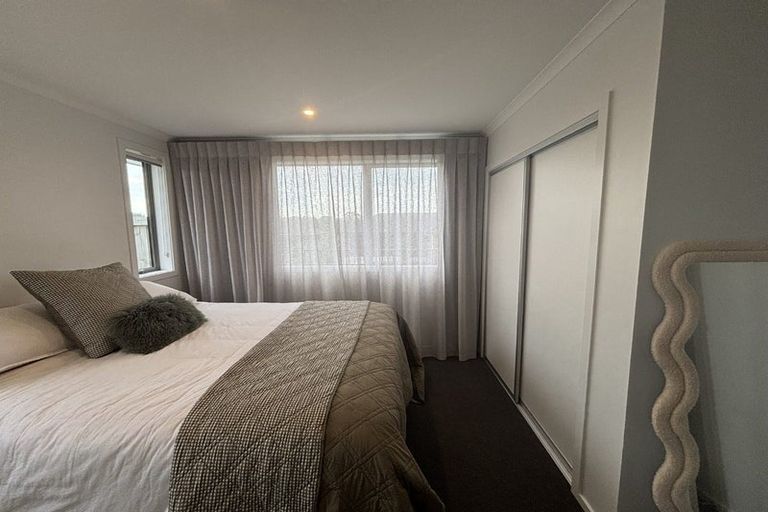 Photo of property in 2/12 Bostonkip Crescent, Fitzroy, Hamilton, 3282