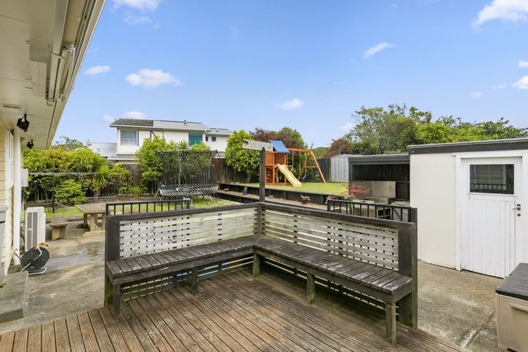 Photo of property in 16 Otira Grove, Kelson, Lower Hutt, 5010