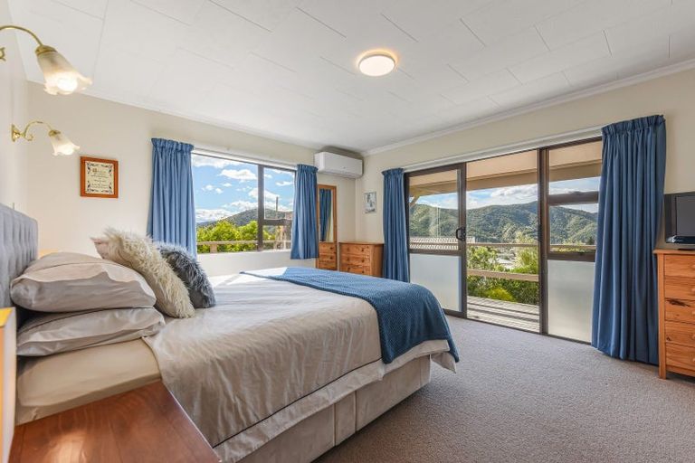 Photo of property in 7 Matai Place, Waikawa, Picton, 7220