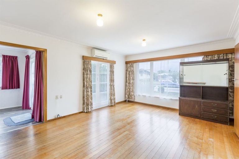 Photo of property in 21 Edinburgh Avenue, Rosehill, Papakura, 2113